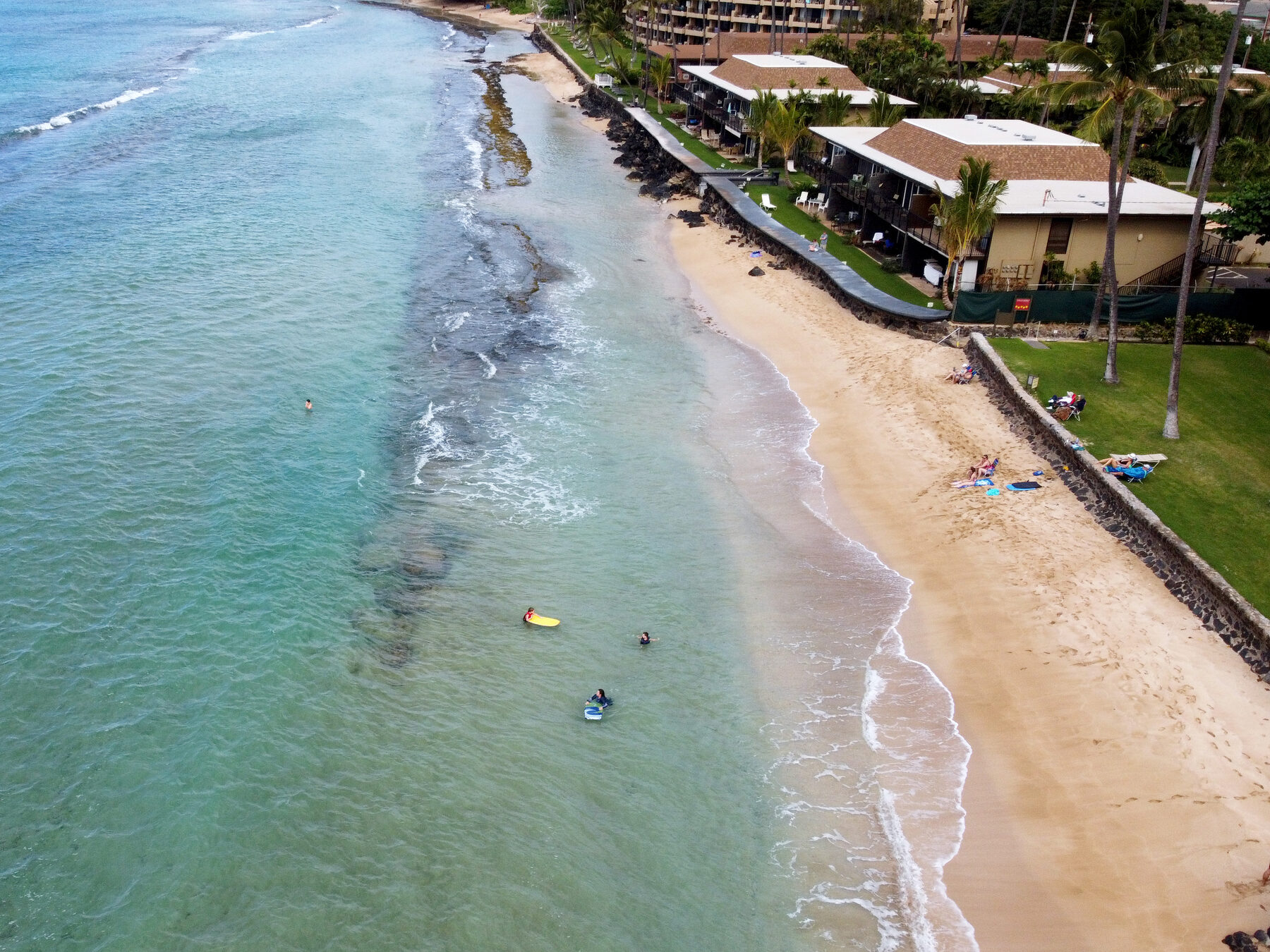 Aerial view of Maui Sands beside the Pacific Ocean
