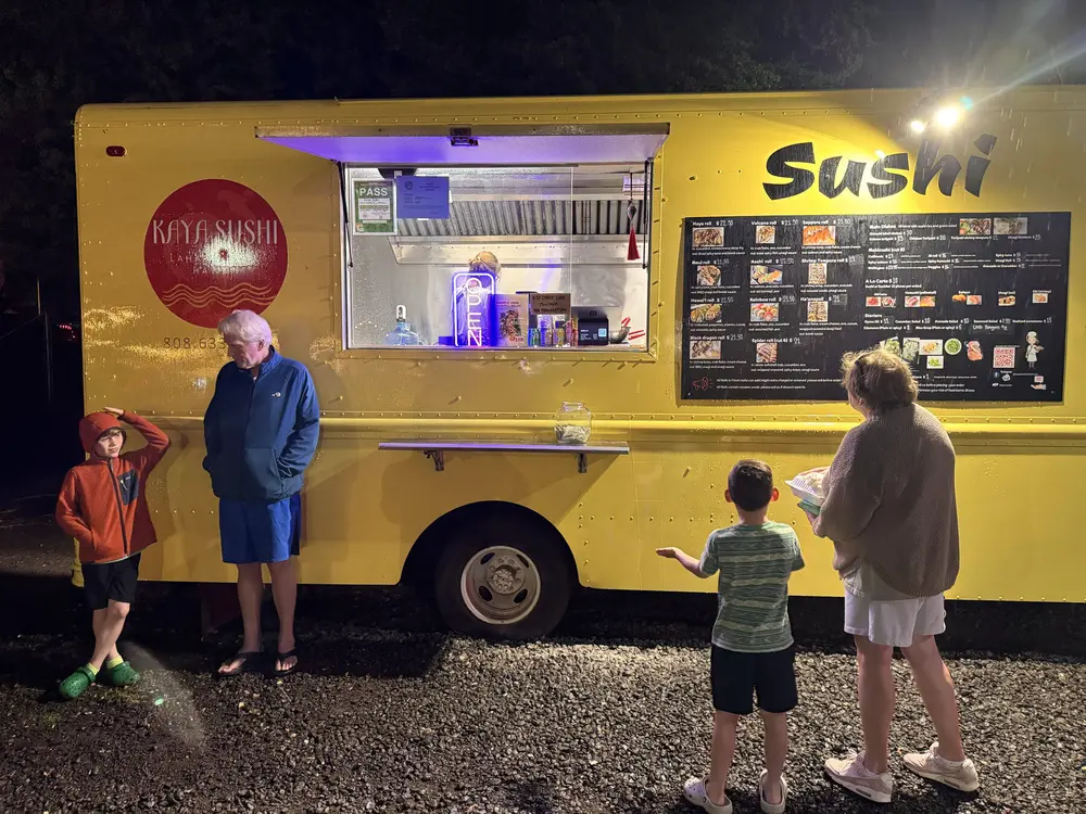Sushi food truck near Maui Sands